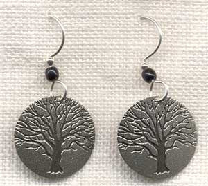 Round Silvertone Family Tree Earring with black bead